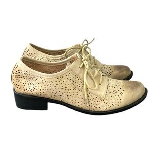 Vintage Two Lips Too Loafers Elizabeth Shoes Women’s 40 10 Distressed Perforated